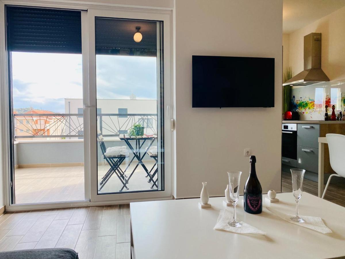 Apartment Tilda Trogir Eksteriør bilde